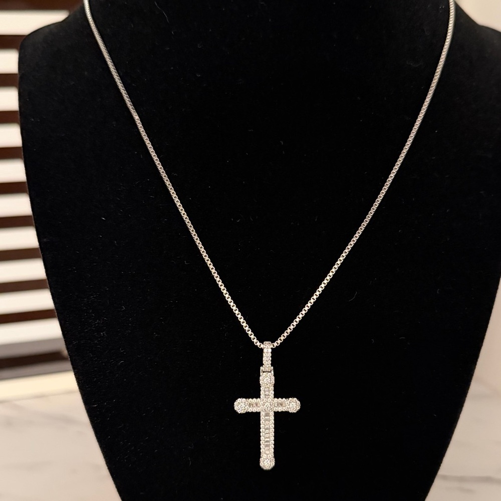 Sterling Silver Cross Pendant Necklace with Baguettes - Picture 5 of 5